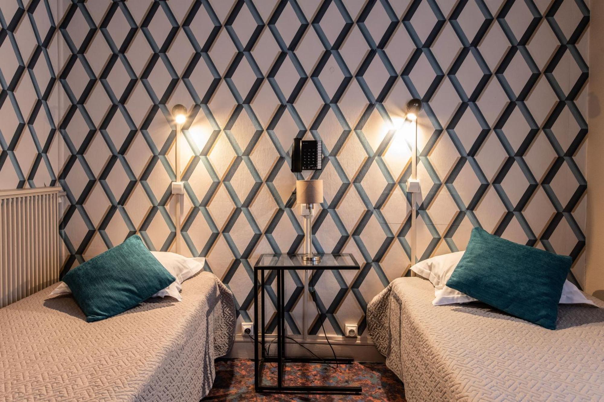 Tweepersoonskamer met 2 Aparte Bedden